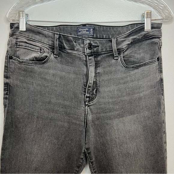 Abercrombie & Fitch Harper Super Skinny Jeans Dark Wash Sz 30 Dark Wash Stretchy - Picture 2 of 7